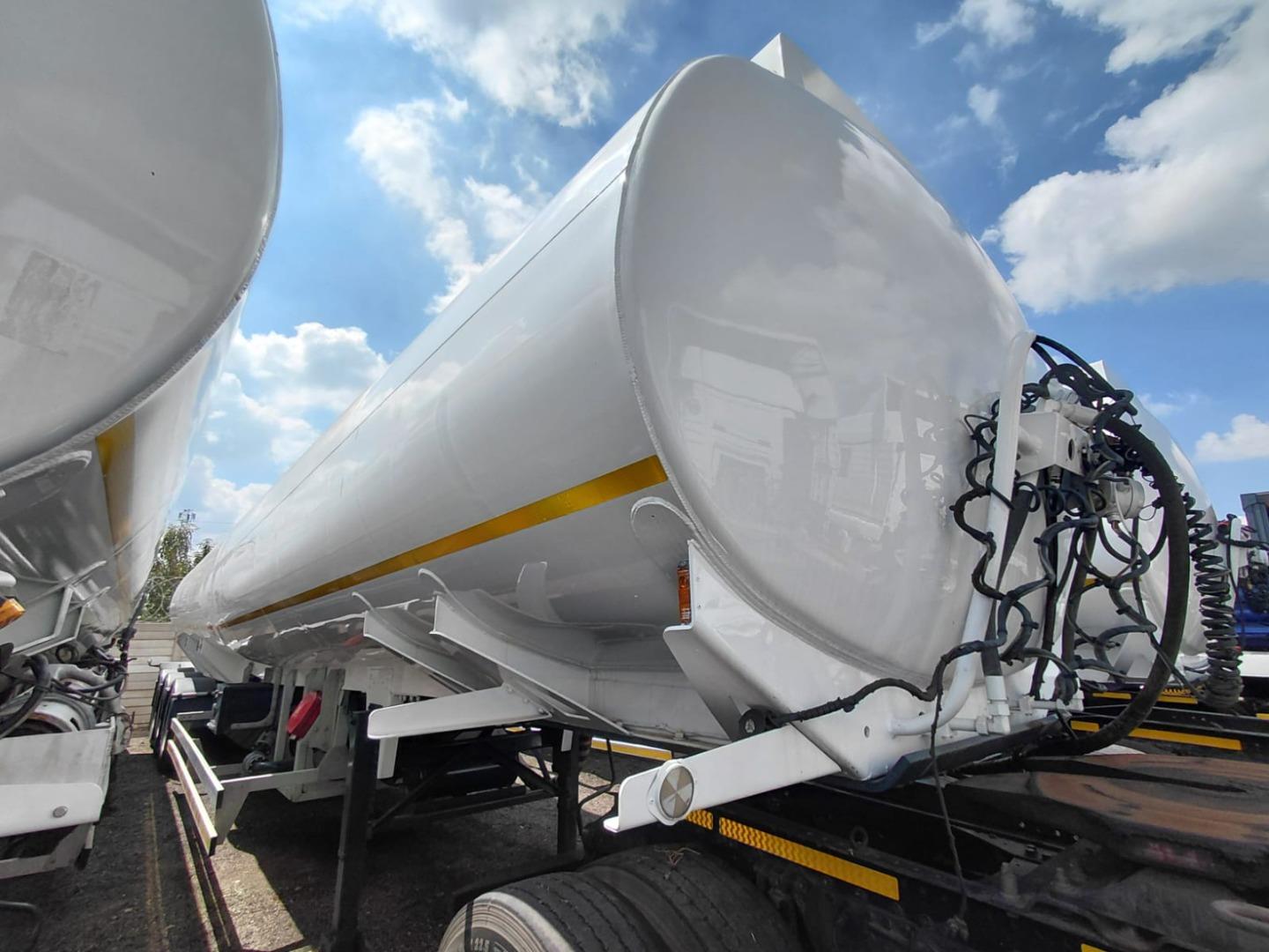 Tank Clinic FUEL TANKER Fuel Tanker for sale in Benoni - ID: 28542058 ...