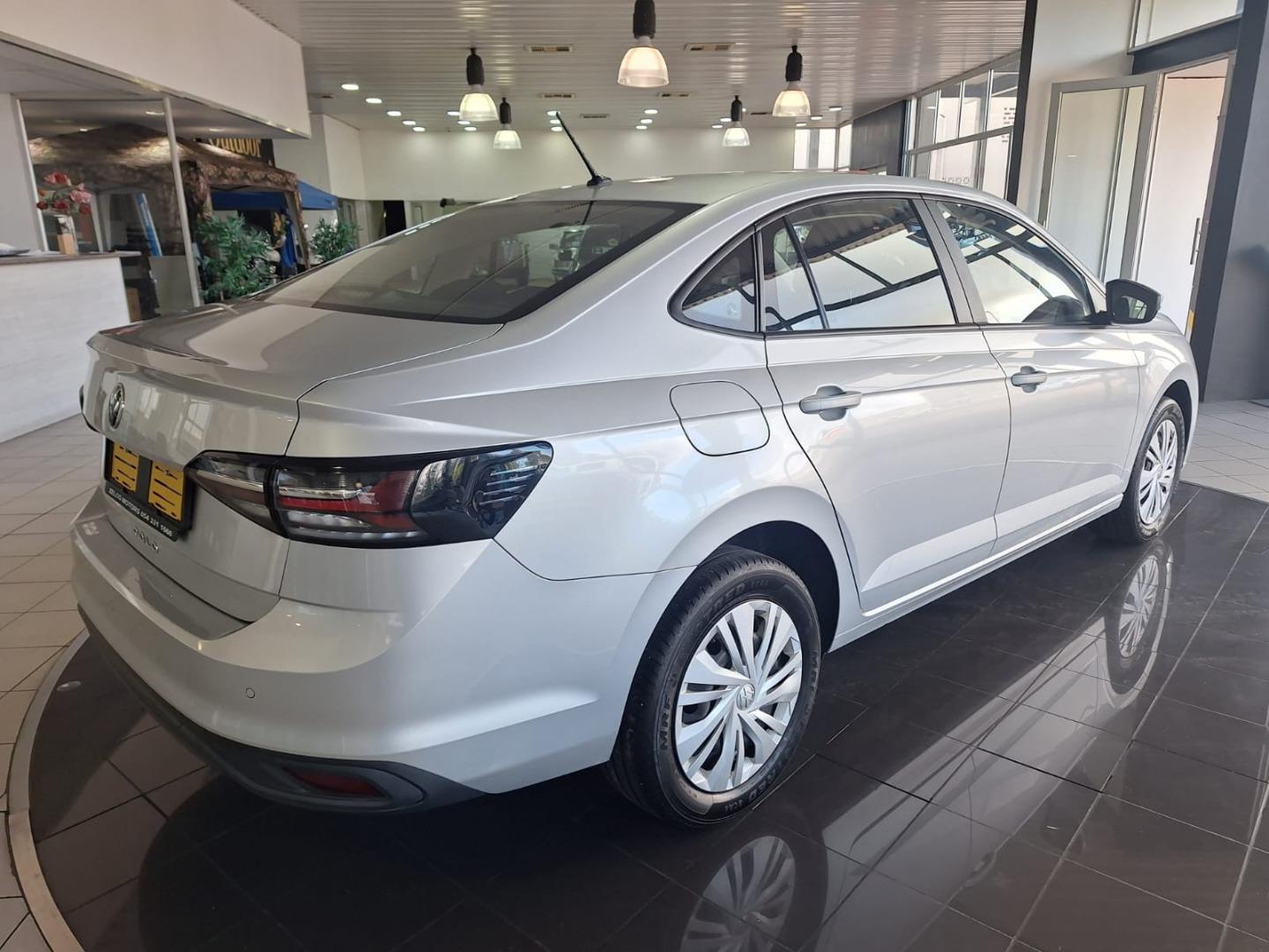 Volkswagen Polo Sedan 1.6 Zelco Motors