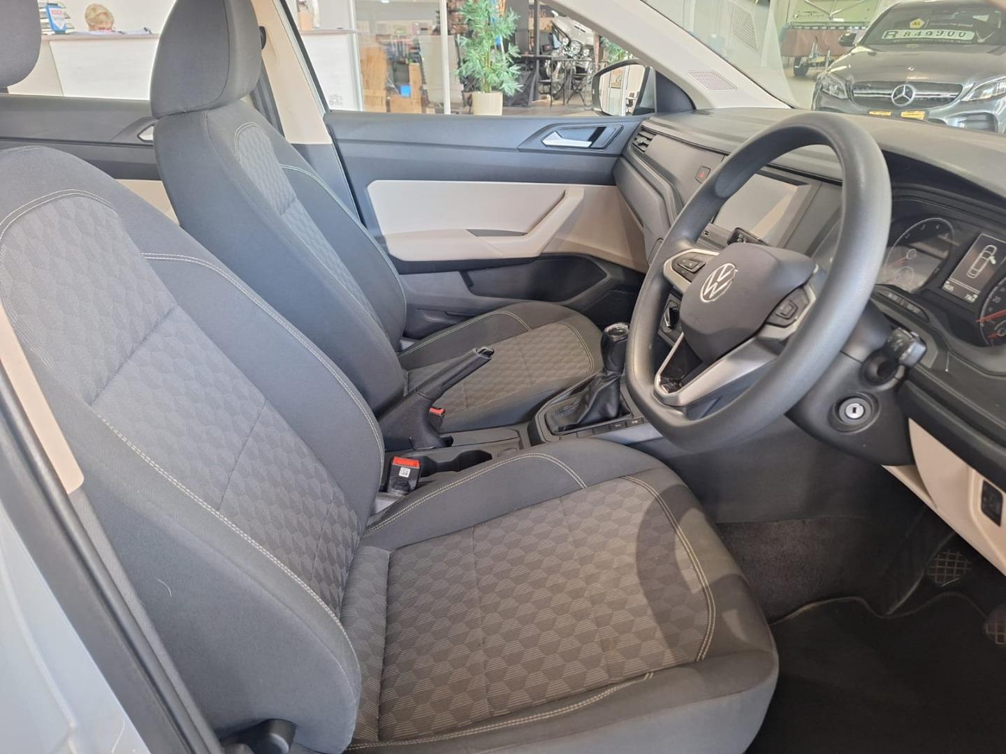 Volkswagen Polo Sedan 1.6 Zelco Motors