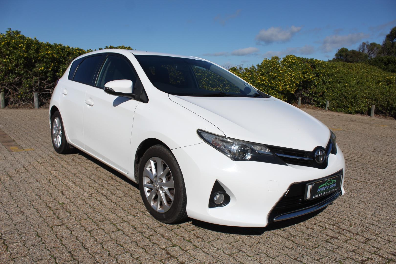 Toyota Auris 1.6 XS Affinity Cars