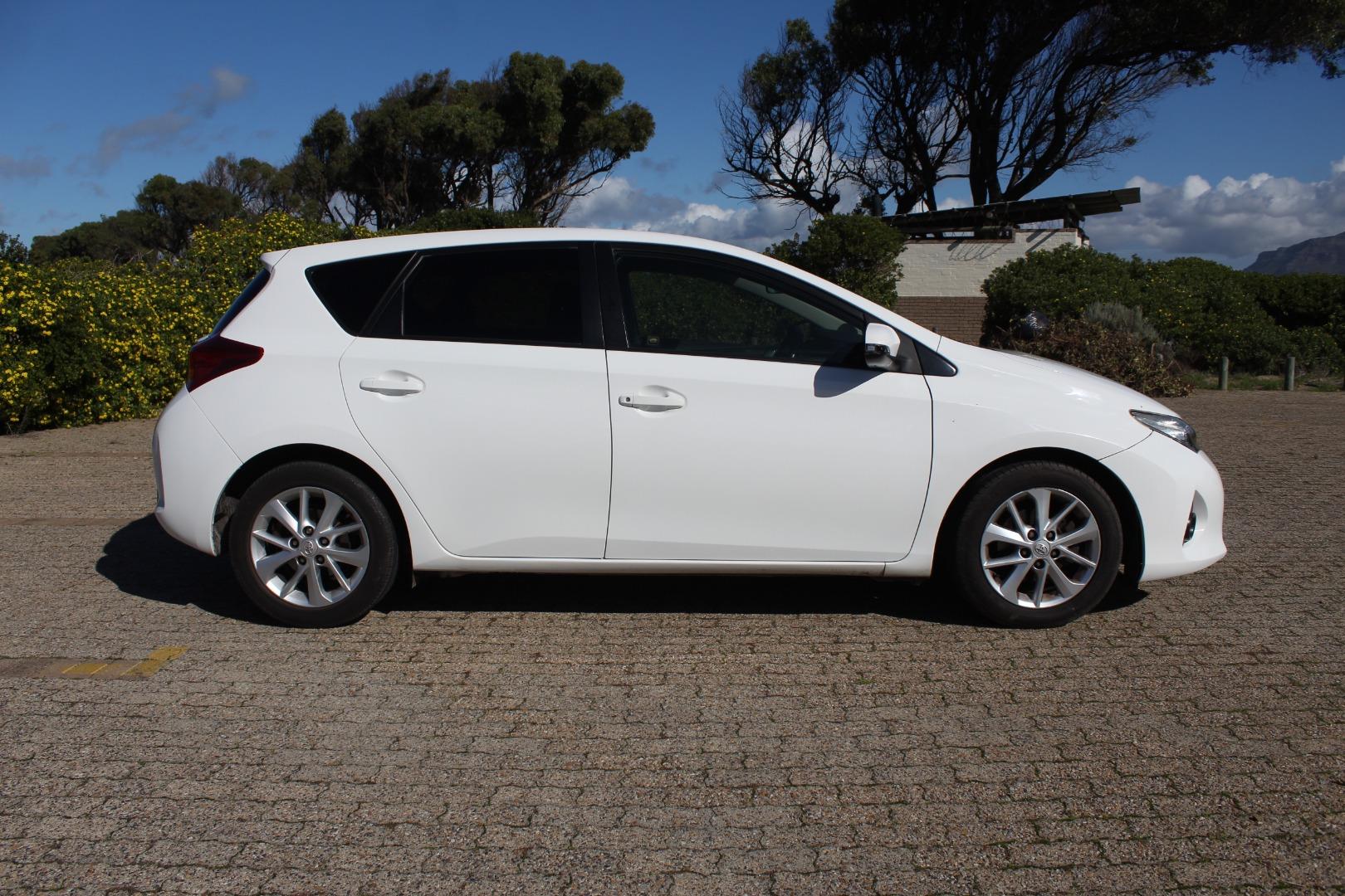 Toyota Auris 1.6 XS Affinity Cars