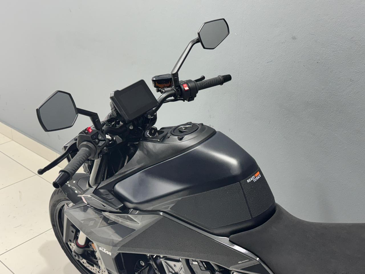 KTM 990 Duke