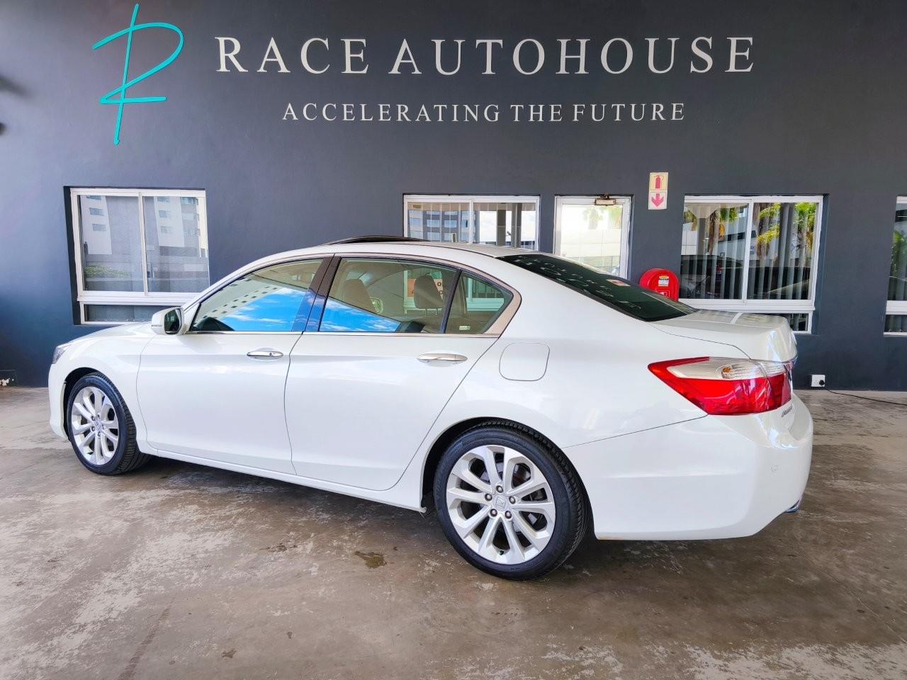 Honda Accord 2.4 Executive Race Autohouse