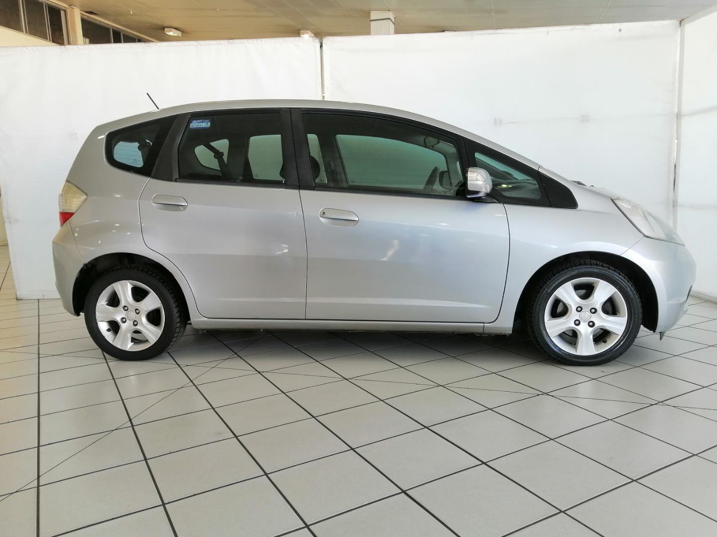 Honda Jazz 1.5 EX Auto Flip It Springs