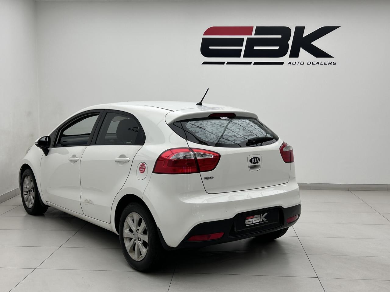 Kia Rio Hatch 1.4 Ebk Auto Dealers LA Rochelle