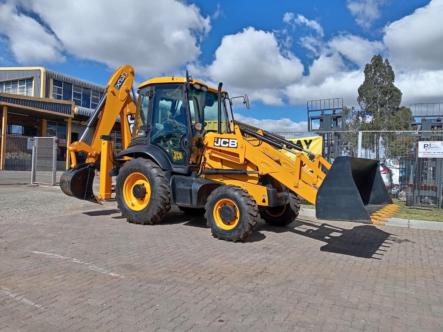 JCB 3CX ECO 4x4 TLB Auction Operation