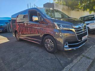 2020 Toyota Quantum 2.8 LWB bus 9-seater VX Premium for sale
