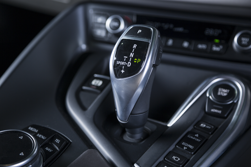 Drive select on automatic vehicle prindle
