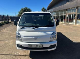 2020 Hyundai H-100 Bakkie 2.6D Deck for sale