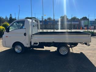 2020 Hyundai H-100 Bakkie 2.6D Deck for sale
