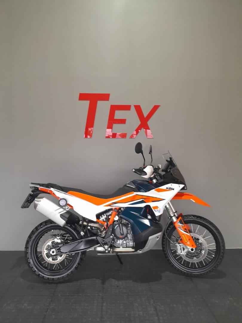 KTM Adventure 890 R Manual for sale in George - ID: 28550015