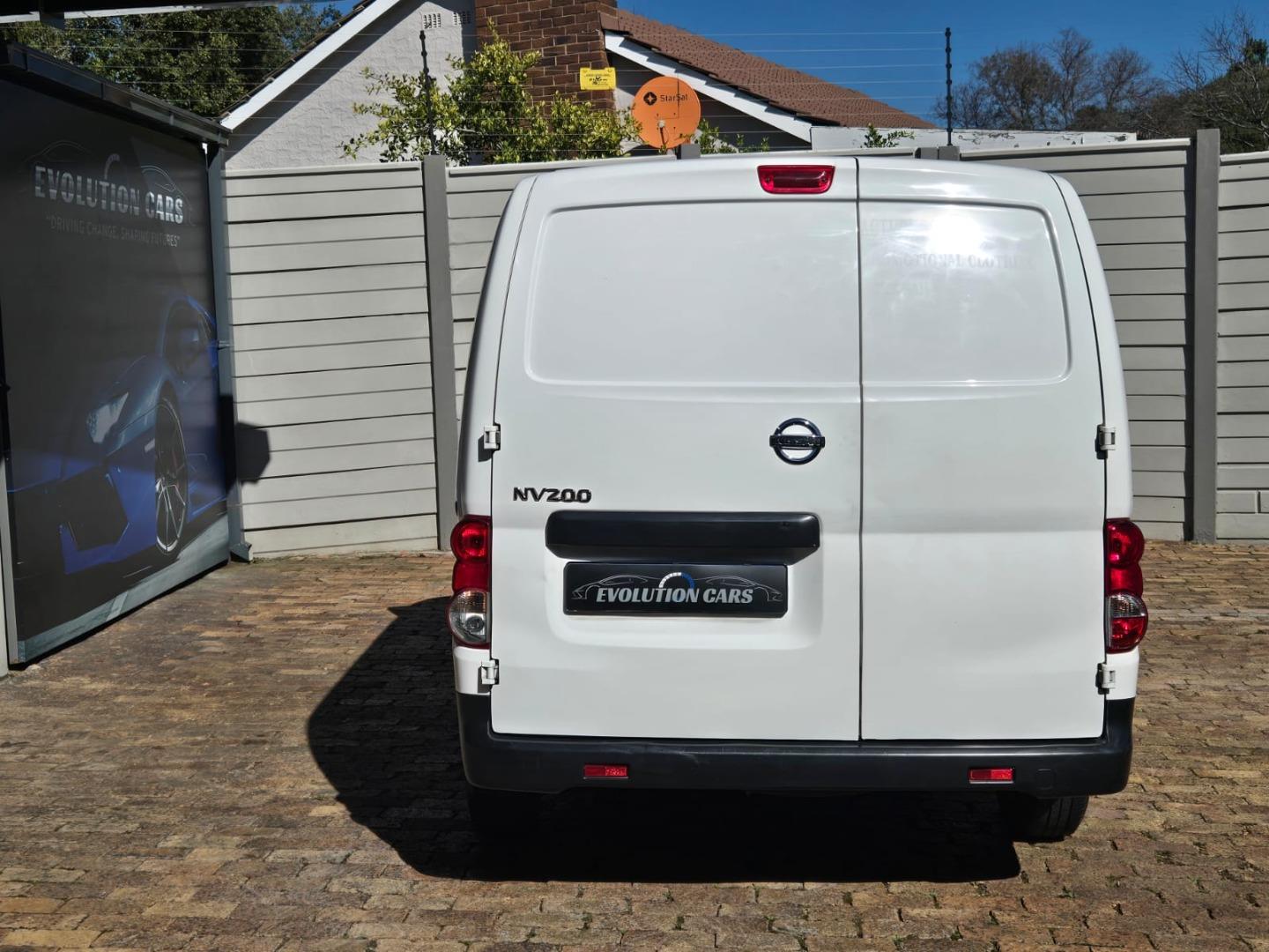 Nissan NV200 Panel Van 1.6i Visia Evolution Cars