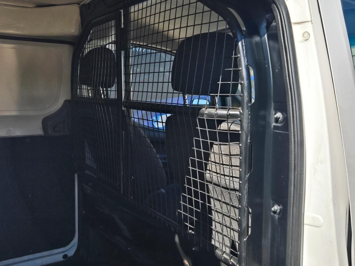 Nissan NV200 Panel Van 1.6i Visia Evolution Cars