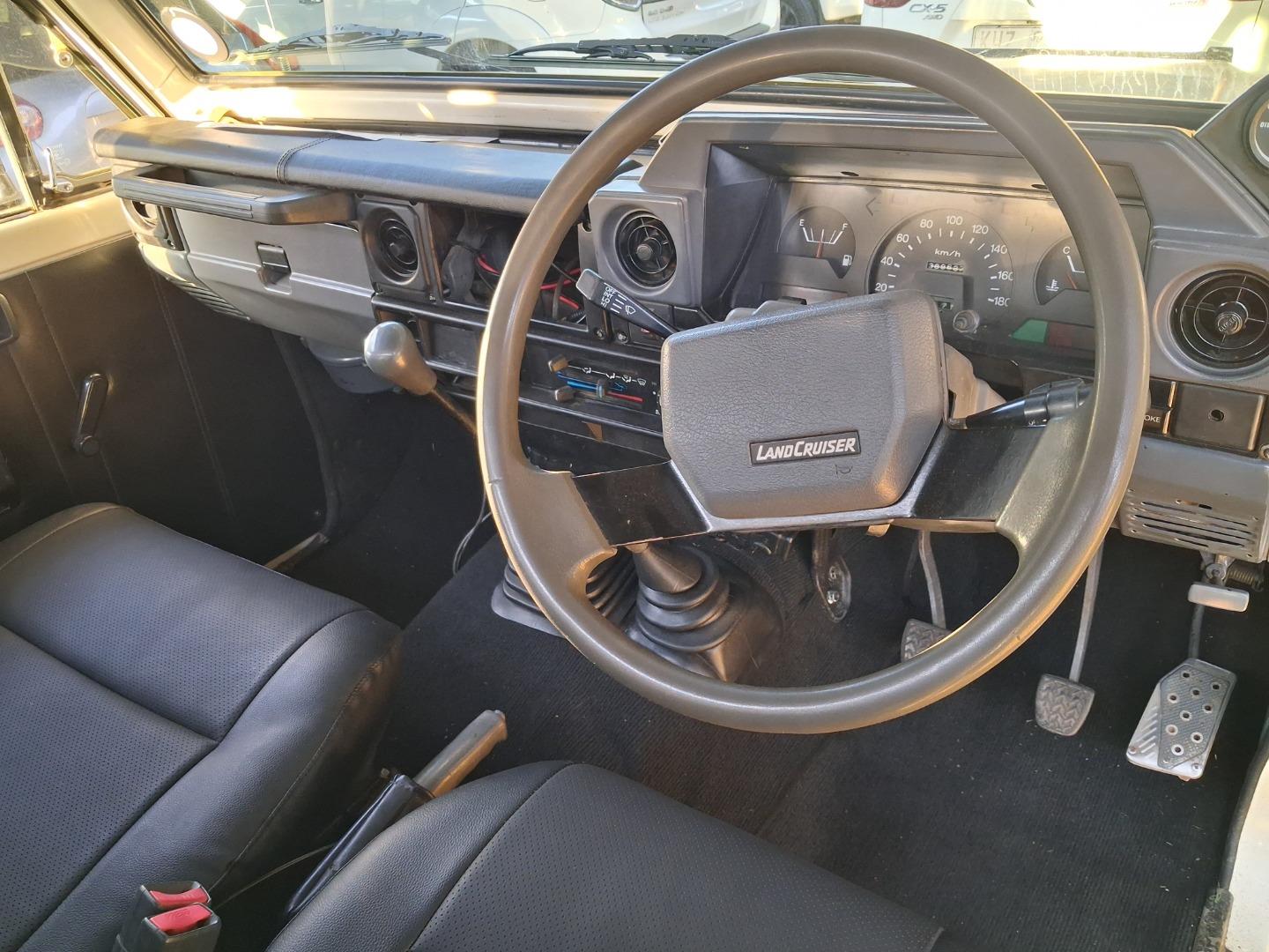 Toyota Land Cruiser 70 4.2D Middelburg Car Sales