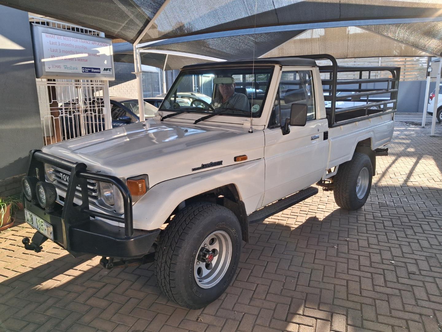 Toyota Land Cruiser 70 4.2D Middelburg Car Sales