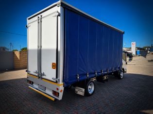 2022 Isuzu NPR Tautliner for sale