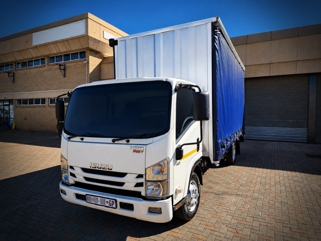 Isuzu NPR Tautliner Newlands Commercial