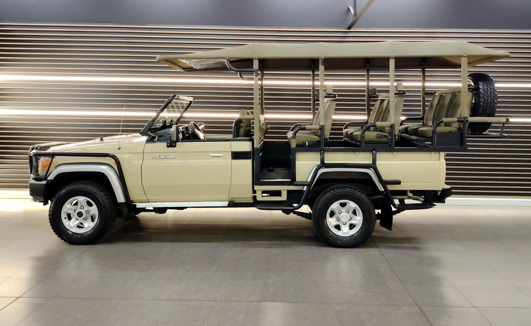 Toyota Land Cruiser 79 Land Cruiser 79 4.2D Botha and Deysel Executive Motors