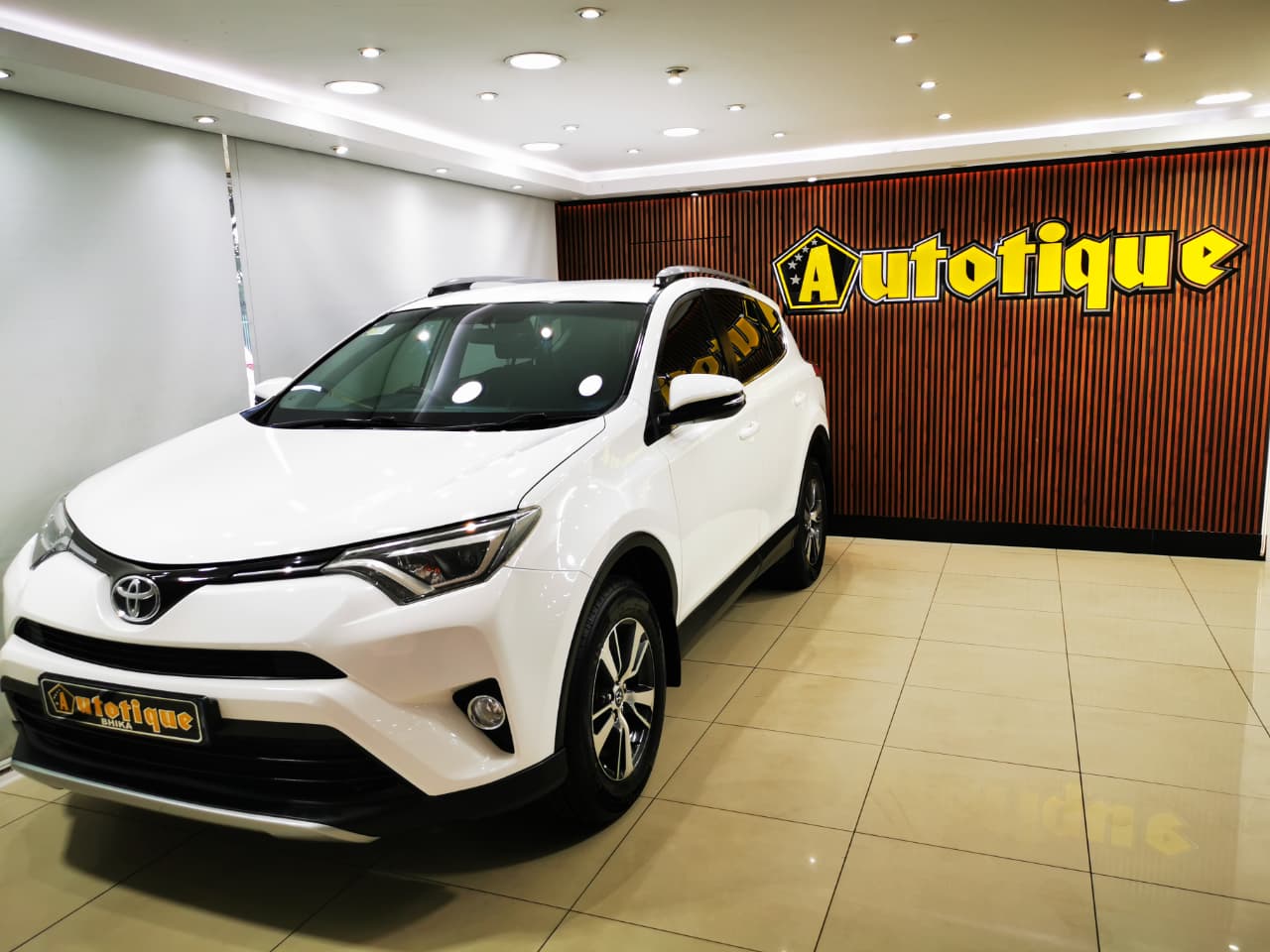 Toyota RAV4 2.0 GX Auto Autotique