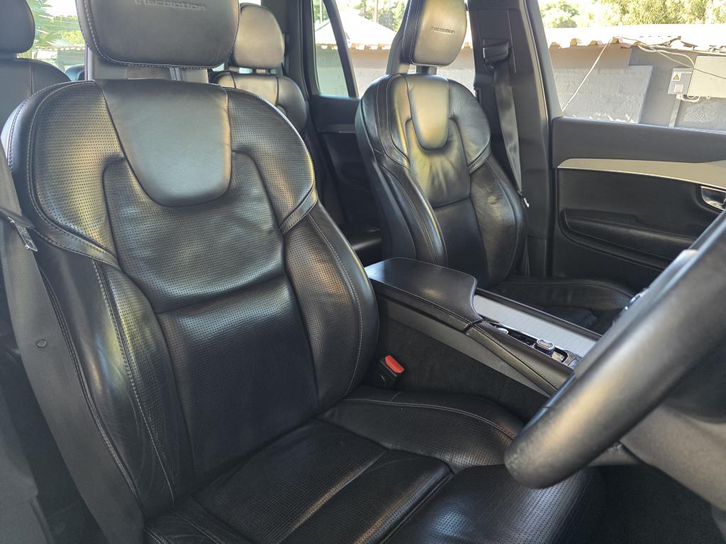 Volvo XC90 D5 AWD Inscription Green Dot Cars