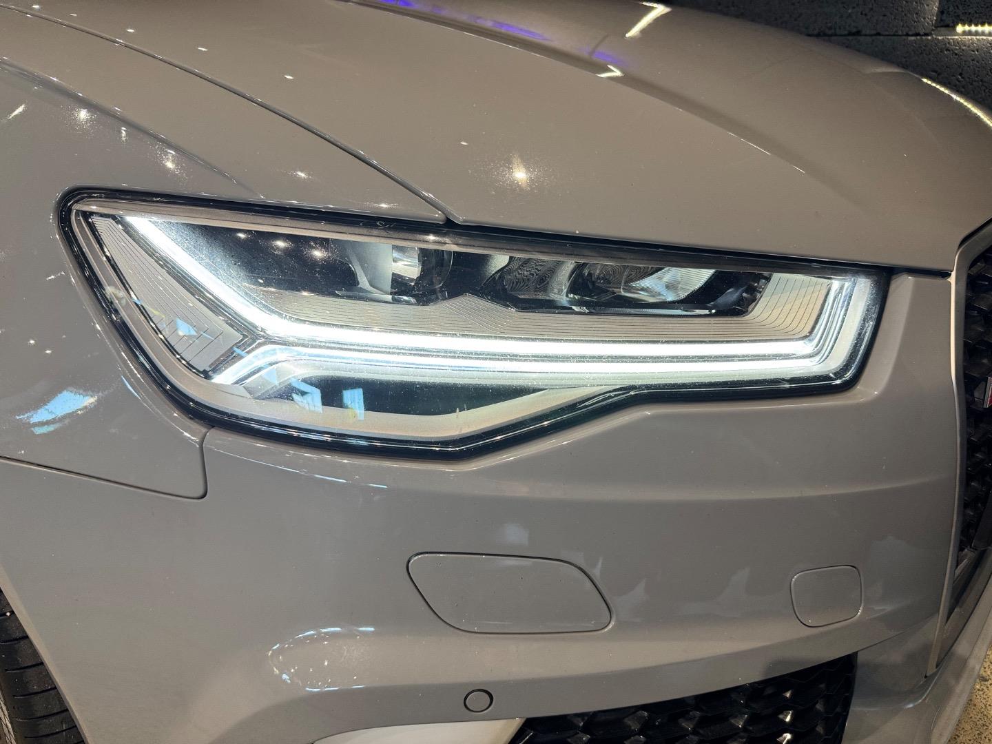 Audi RS6 Avant Quattro Fourbuy