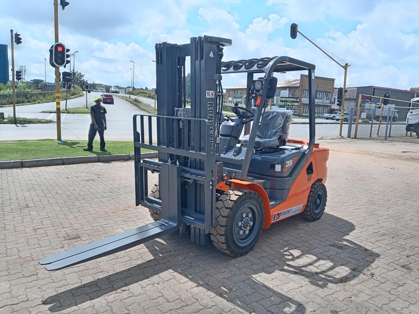Rondebult forklifts for sale in South Africa - AutoTrader