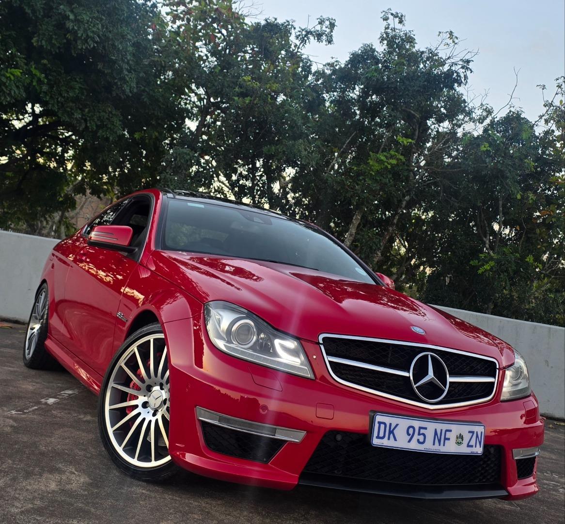 Mercedes-Benz C-Class C63 AMG Coupe Performance