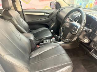 2015 Isuzu KB 300D-Teq Double Cab 4x4 LX for sale