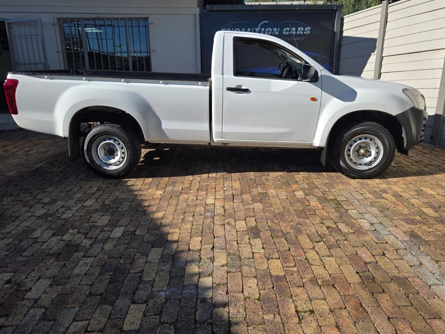 Isuzu D-Max 250 Fleetside Evolution Cars