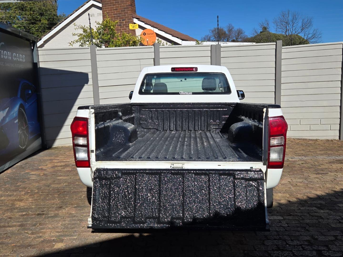 Isuzu D-Max 250 Fleetside Evolution Cars