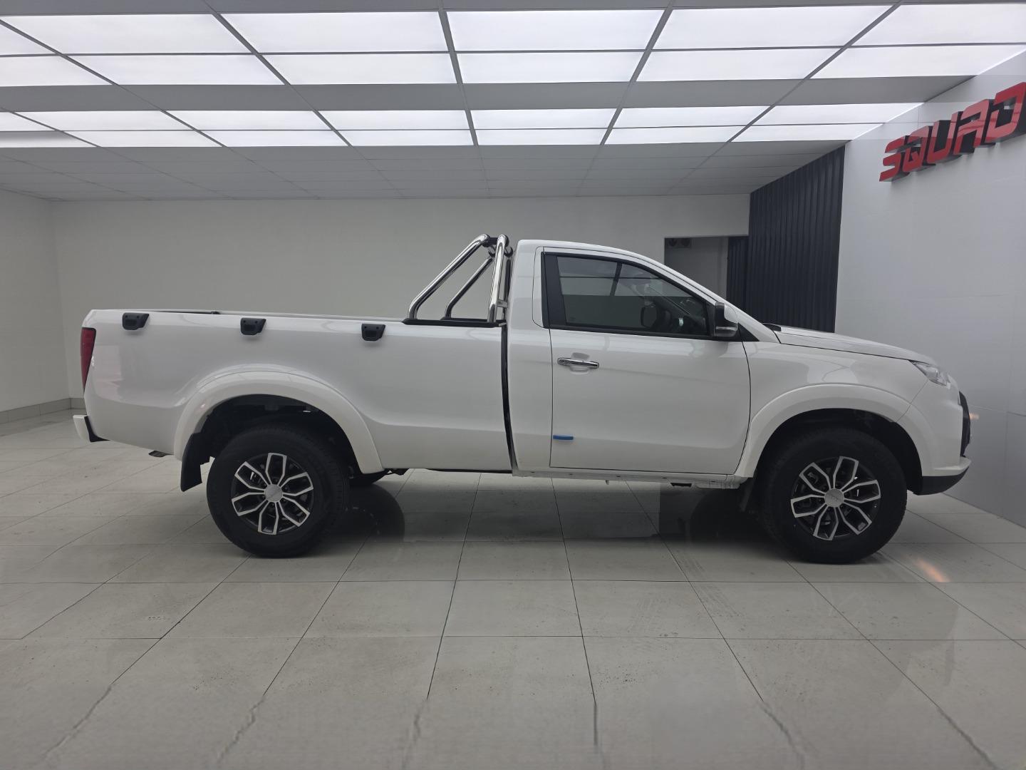 JMC Vigus Pro 2.4TD Single Cab Squad Cars