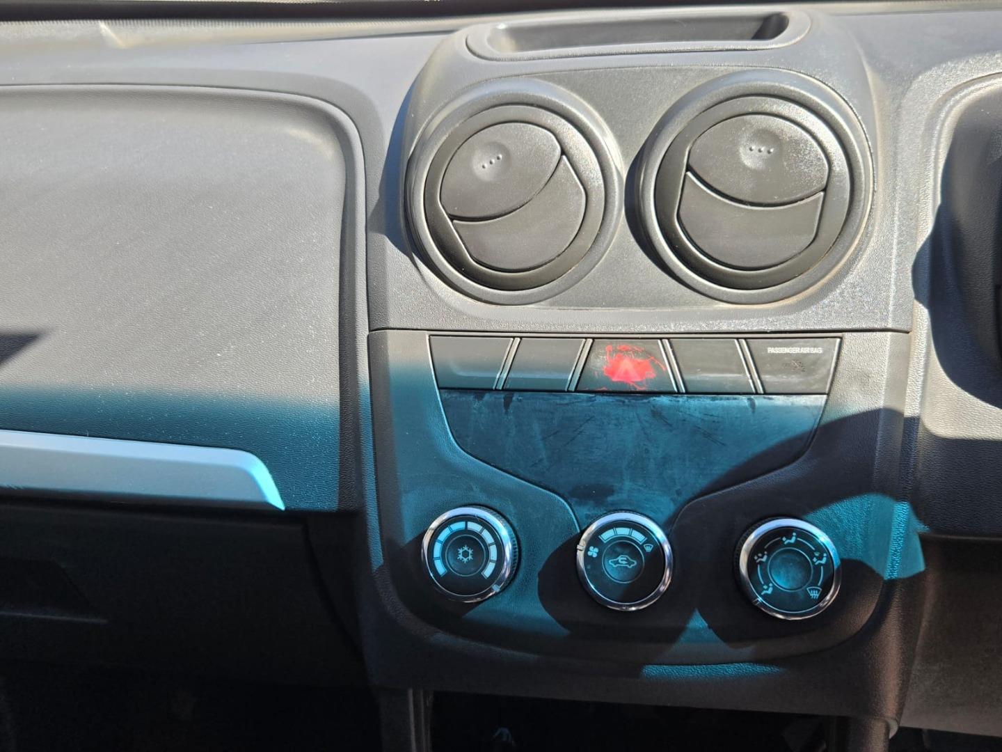 Chevrolet Utility 1.4 (Aircon+ABS) Evolution Cars