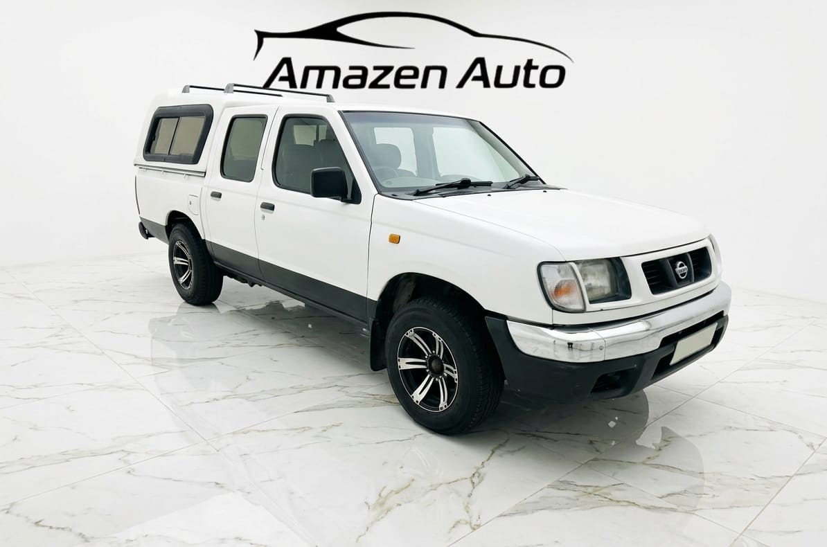 Nissan Hardbody 2.4i SL Amazen Auto
