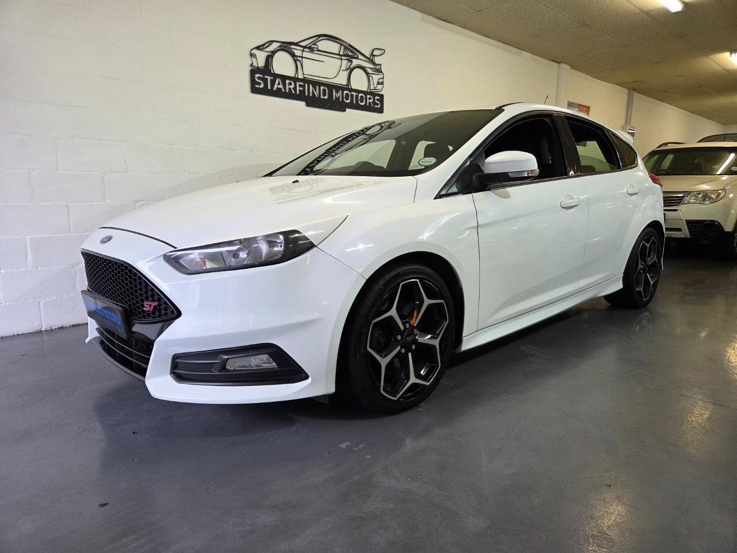 Ford Focus ST 1 Starfind Motors