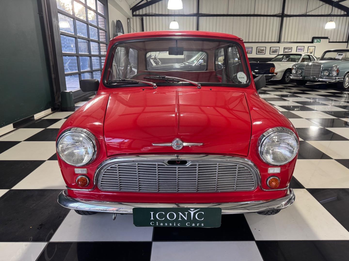 Austin Mini 850 Hatch Iconic Classic Cars