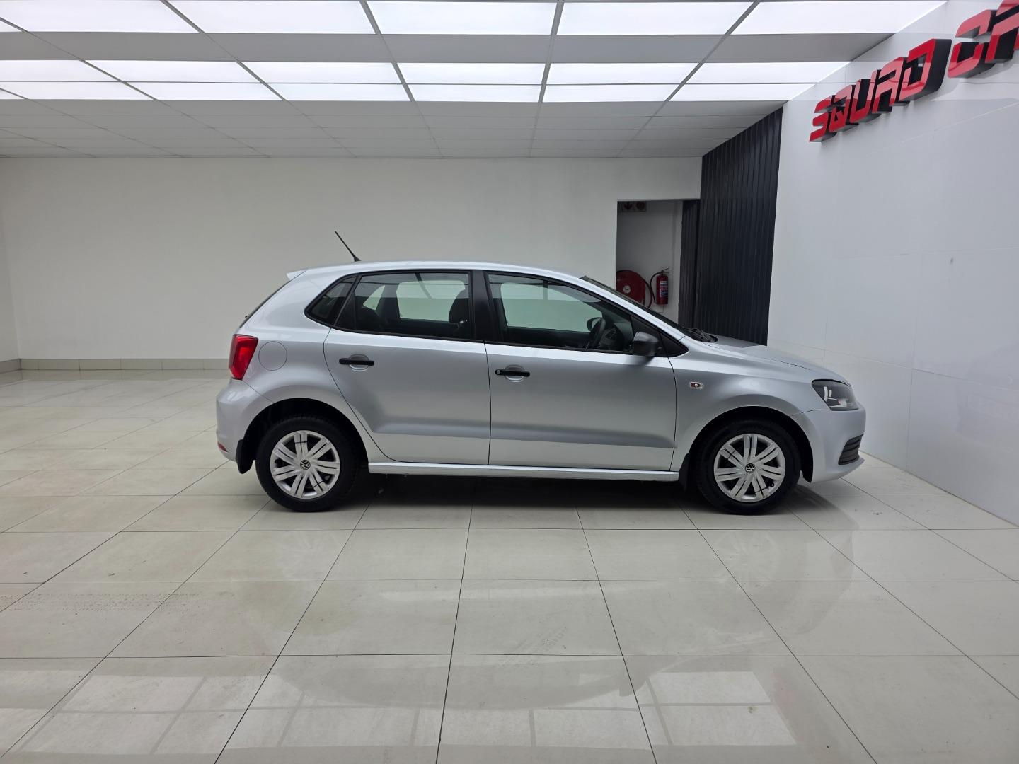 Volkswagen Polo Vivo Hatch 1.4 Trendline Squad Cars