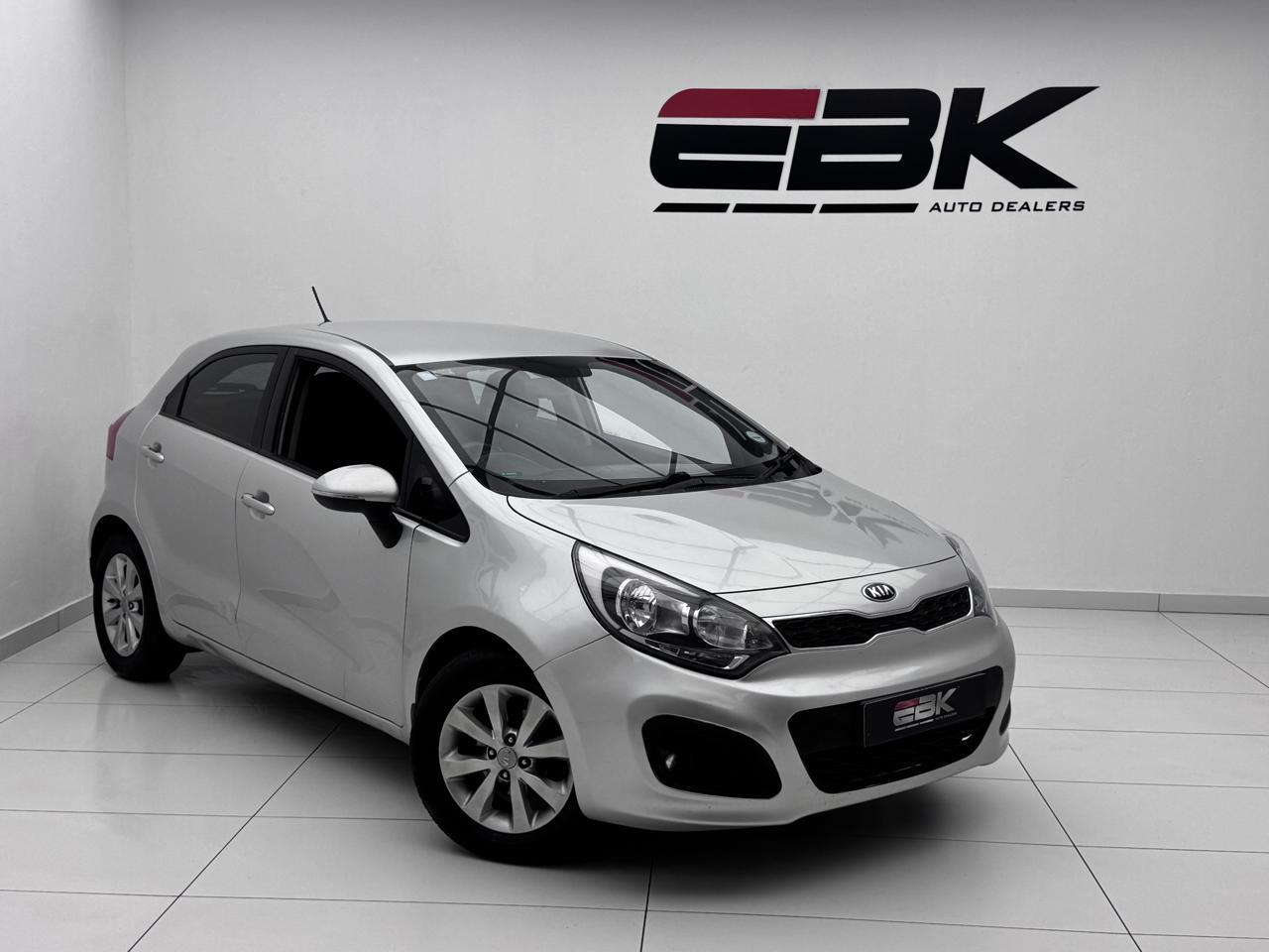 Kia Rio Hatch 1.4 EBK Diagonal Street