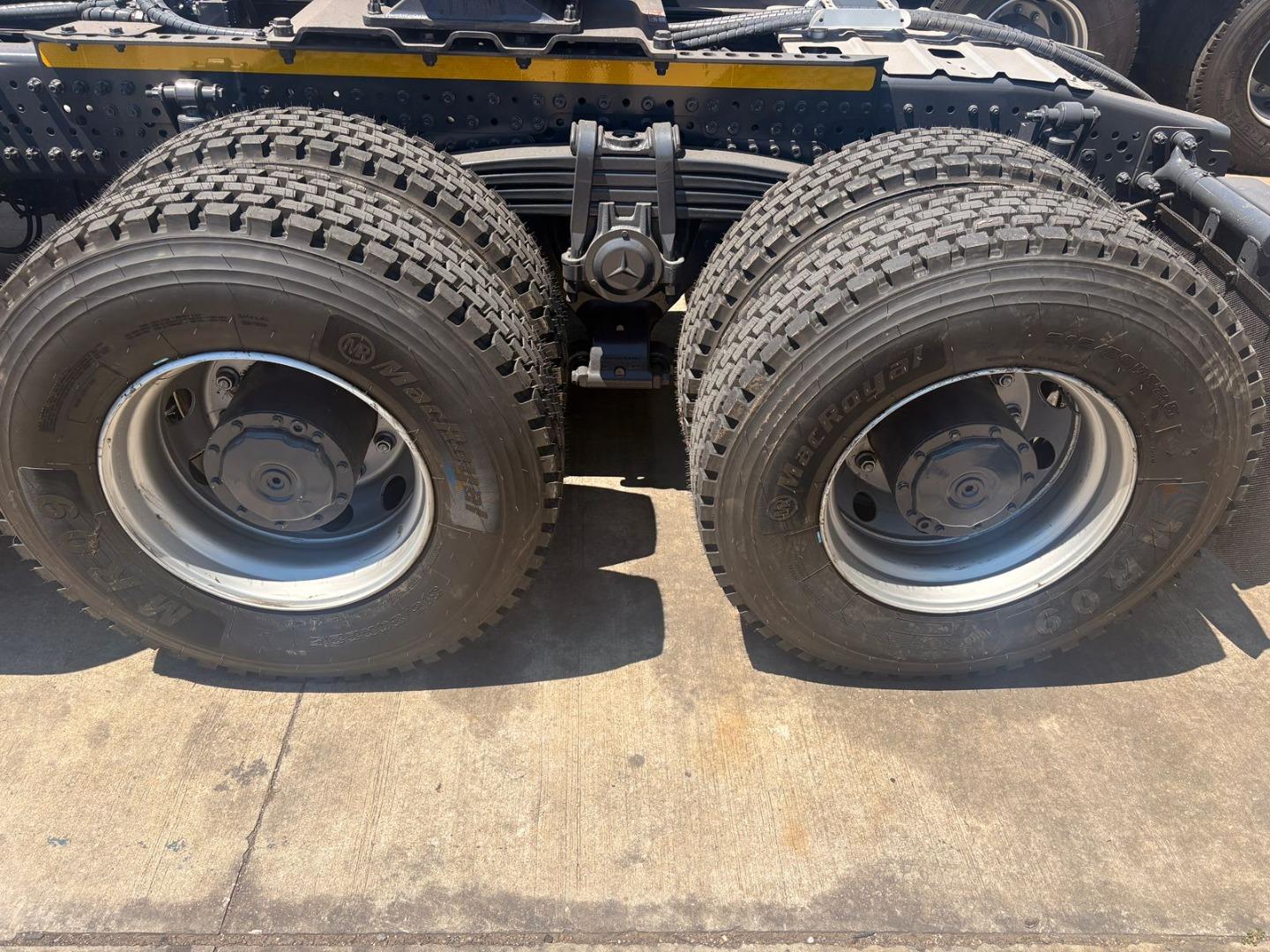 Mercedes-Benz 33-45 HUB REDUCTION Billson Trucks Pe (Pty) Ltd