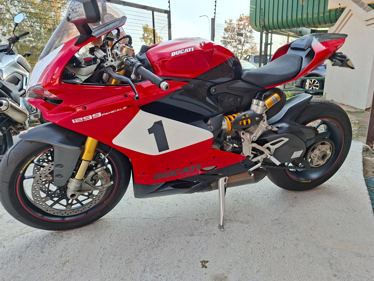 Ducati 1299 PANIGALE S Buffalo Motorcycle Adventures