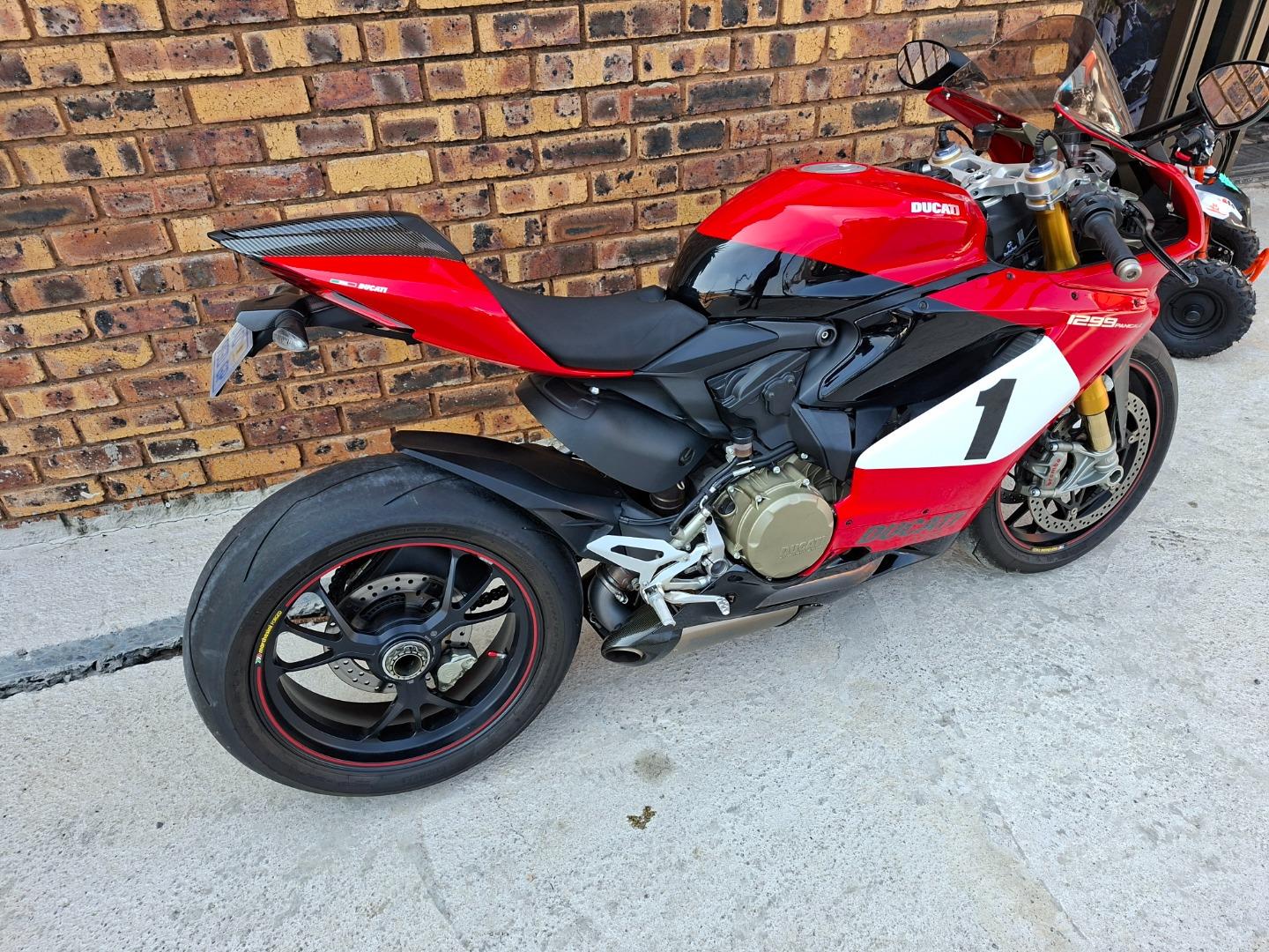 Ducati 1299 PANIGALE S Buffalo Motorcycle Adventures