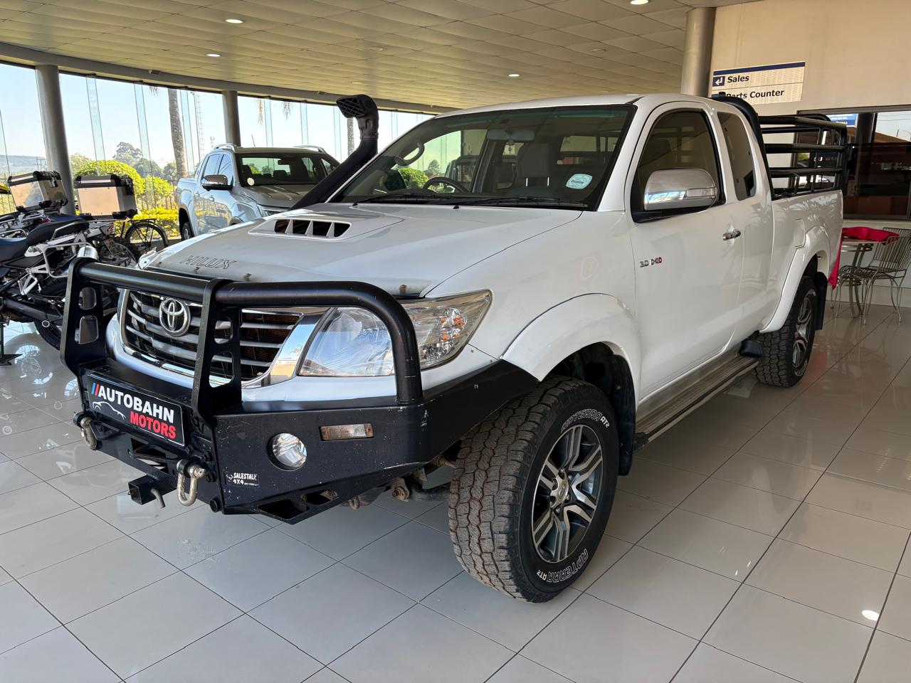 Toyota Hilux 3.0D-4D Xtra Cab 4x4 Raider Autobahn Auto