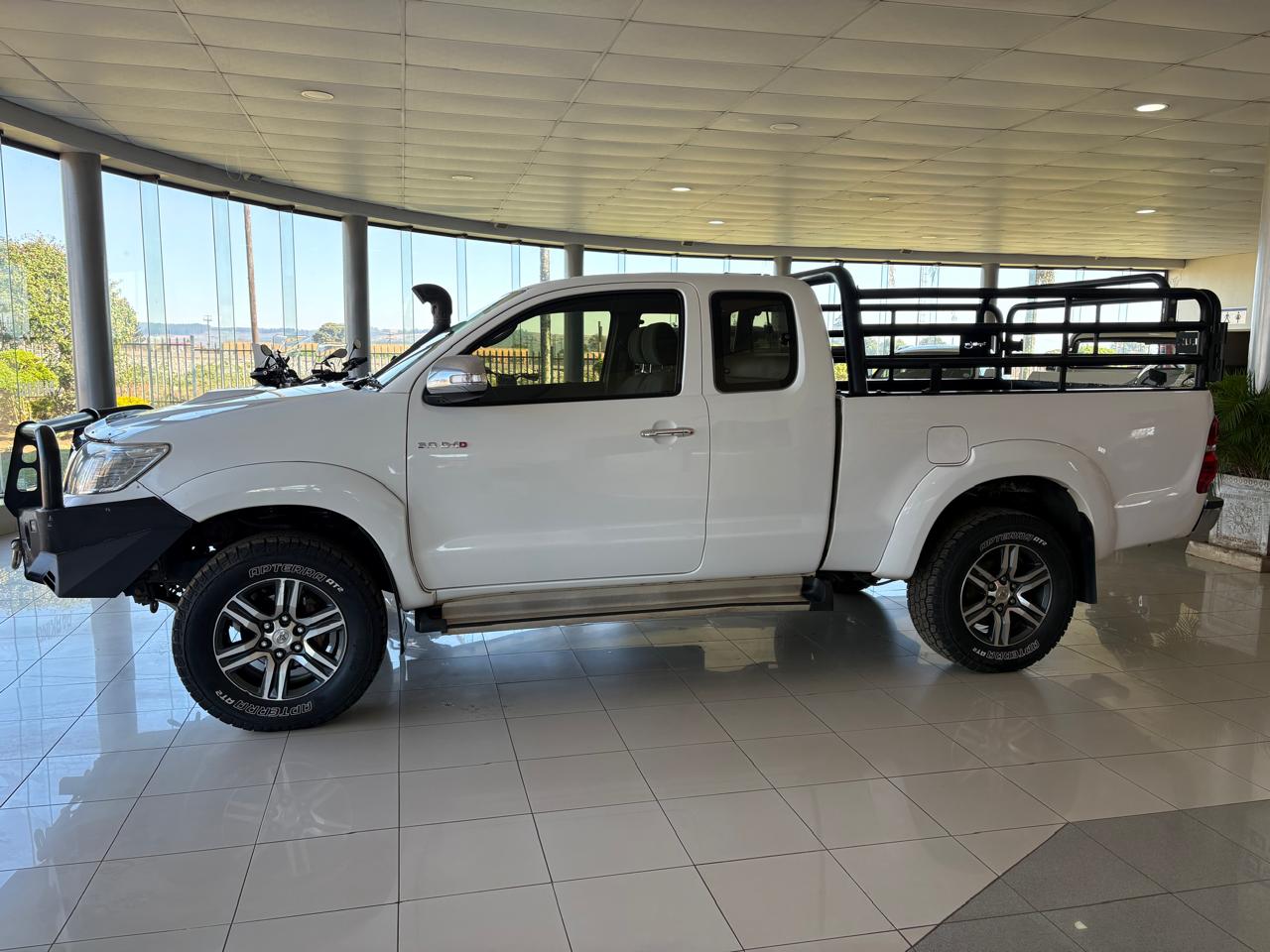 Toyota Hilux 3.0D-4D Xtra Cab 4x4 Raider Autobahn Auto