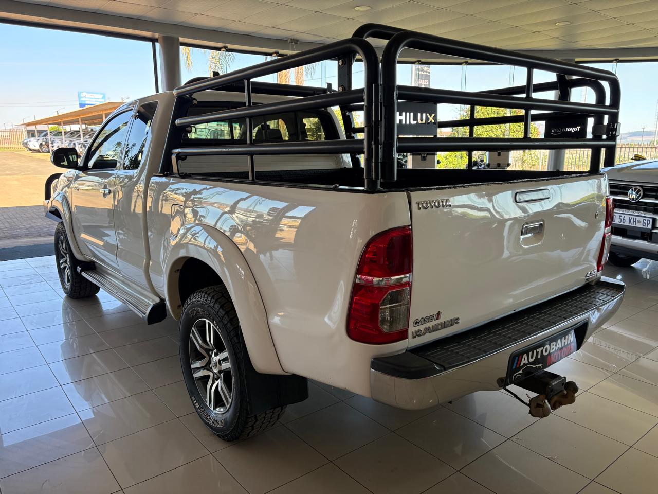 Toyota Hilux 3.0D-4D Xtra Cab 4x4 Raider Autobahn Auto