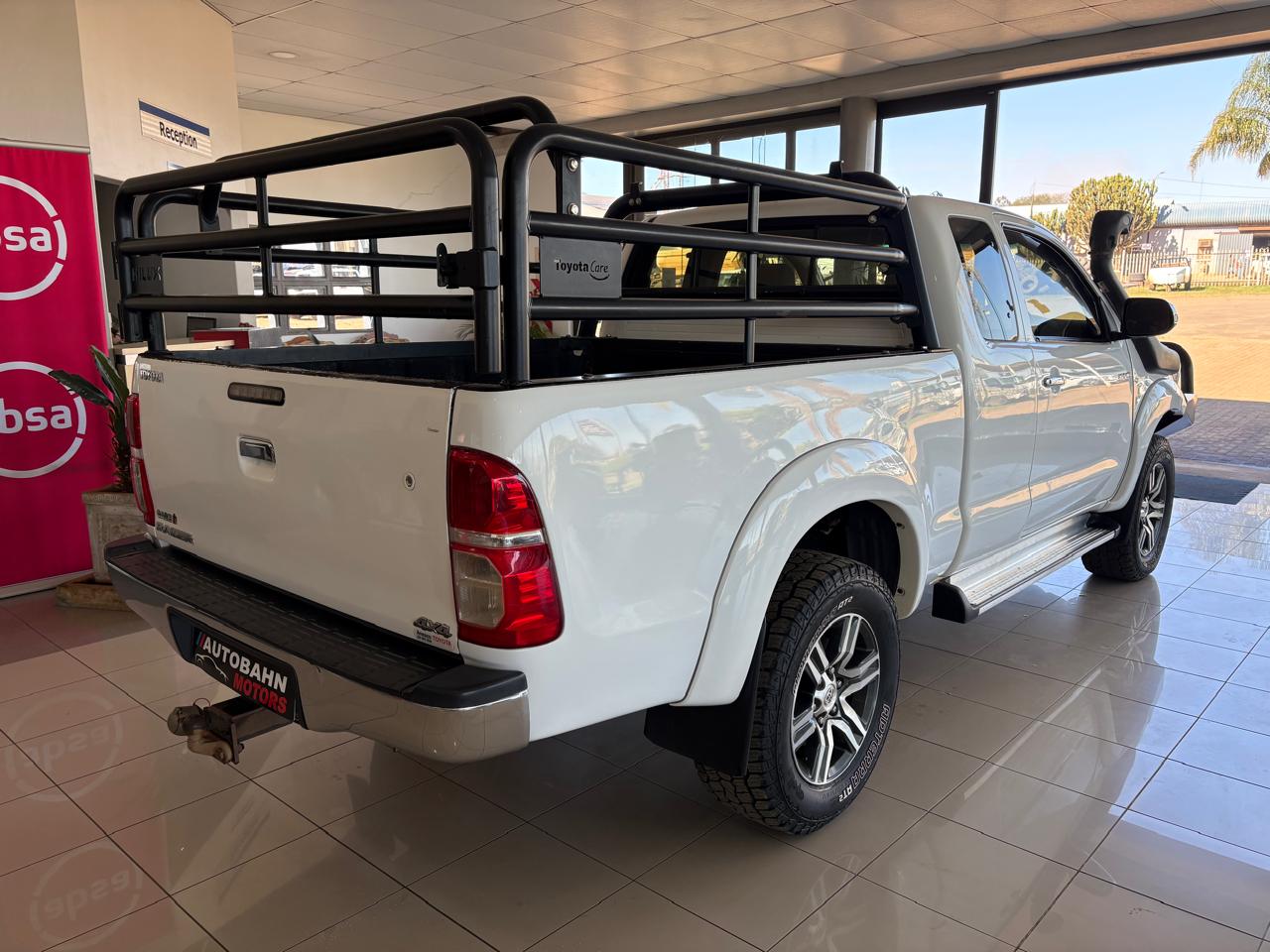Toyota Hilux 3.0D-4D Xtra Cab 4x4 Raider Autobahn Auto