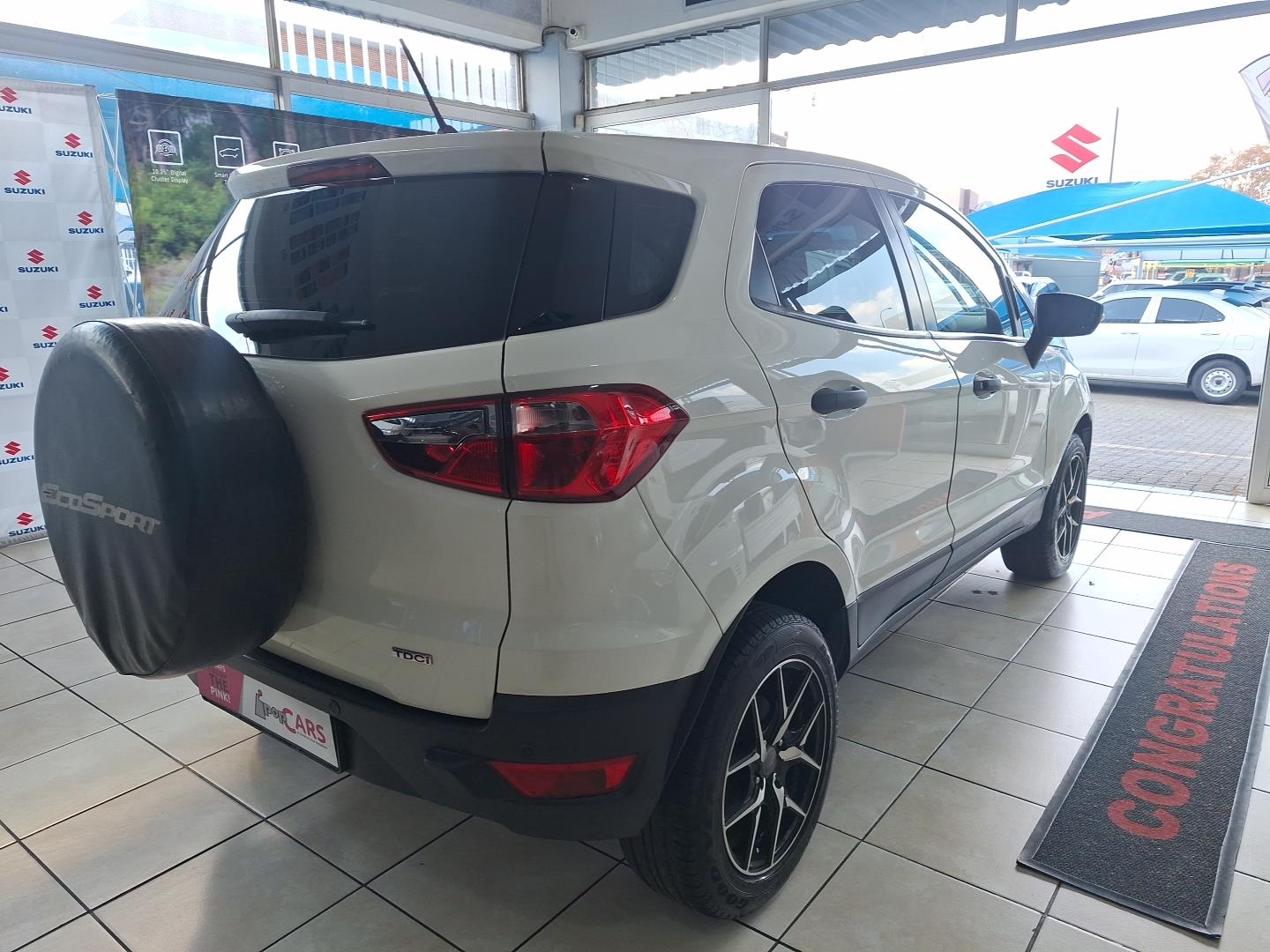 Ford EcoSport 1.5TDCi Ambiente Suzuki Alberton