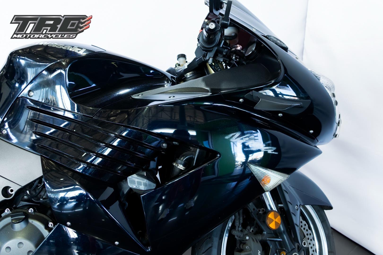 Kawasaki ZX bikes for sale in South Africa - AutoTrader