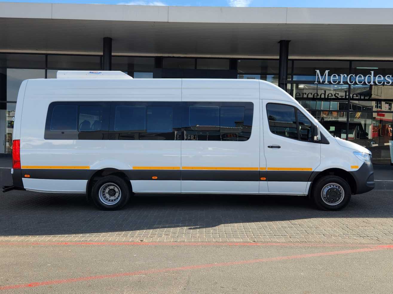 Mercedes-Benz Sprinter 517 CDI LWB PRO Mercedes-Benz Malmesbury New