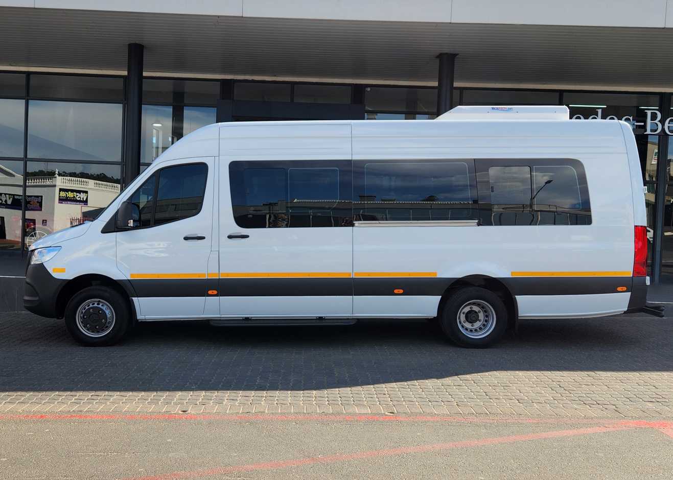 Mercedes-Benz Sprinter 517 CDI LWB PRO Mercedes-Benz Malmesbury New