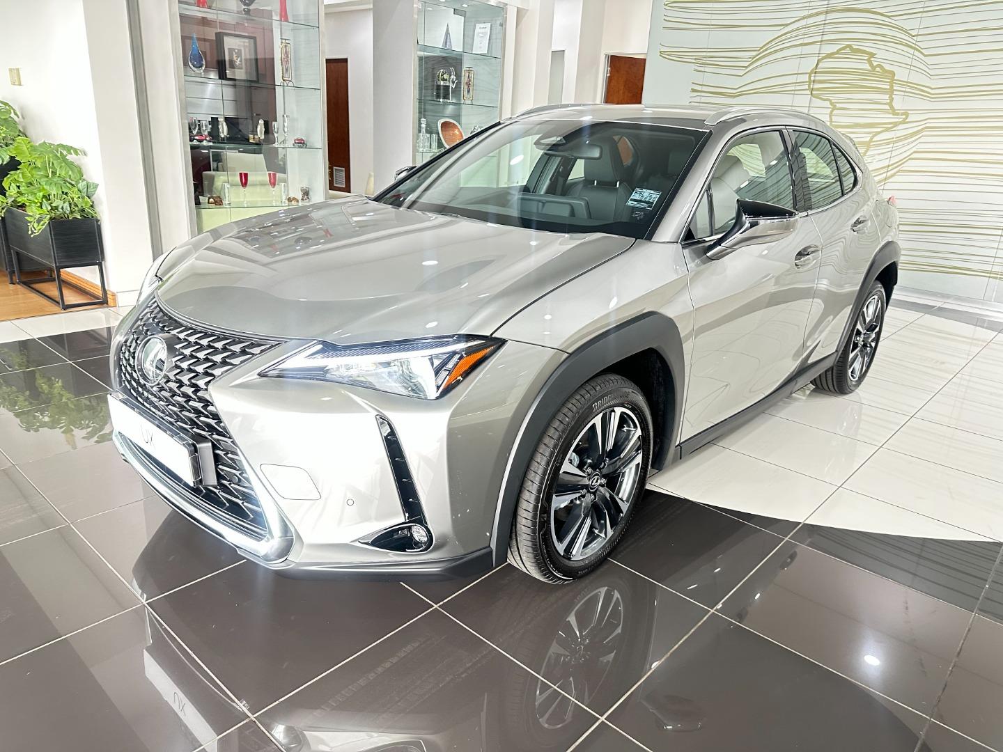 Lexus UX 300h EX Lexus the Glen