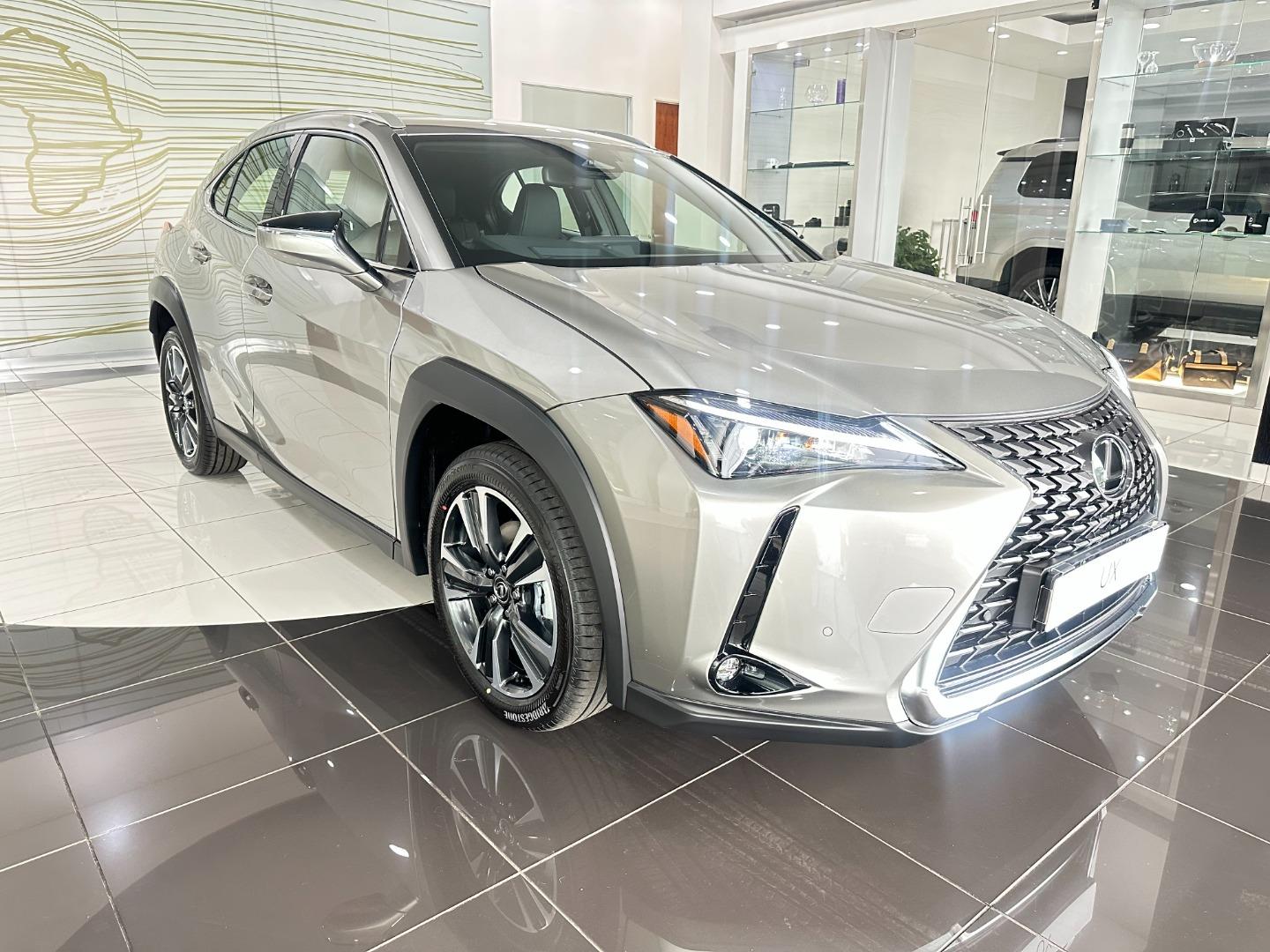 Lexus UX 300h EX Lexus the Glen